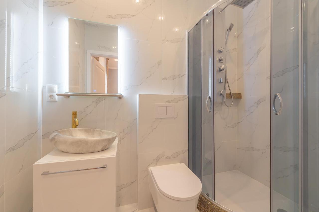 Cool Boutique Apartments - Leopoldstadt Wina Bagian luar foto