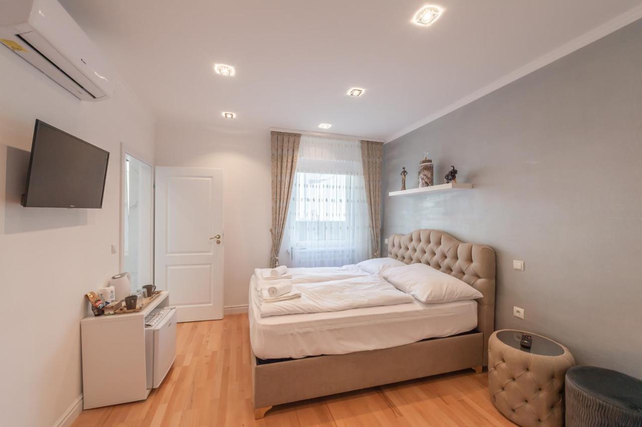 Cool Boutique Apartments - Leopoldstadt Wina Bagian luar foto