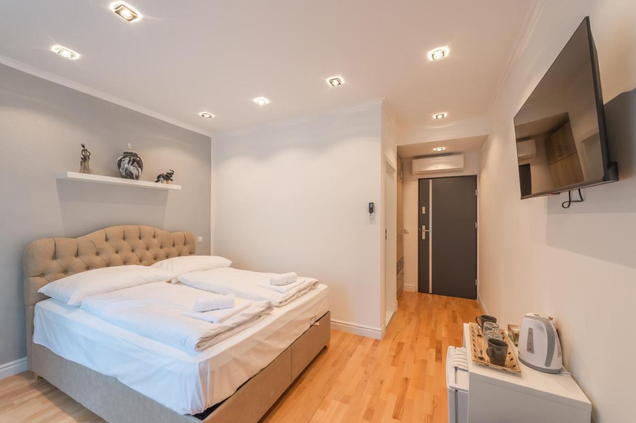 Cool Boutique Apartments - Leopoldstadt Wina Bagian luar foto